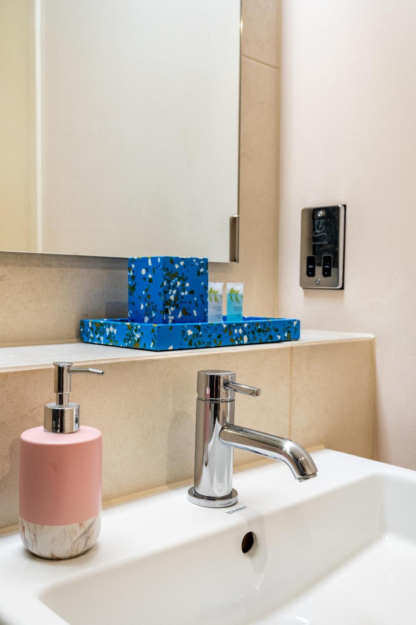 לונדון Luxury Apartment In Notting Hill By Portobello Market מראה חיצוני תמונה